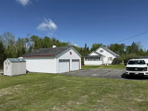 1008 U.s. 1 Brookton Twp ME 04413