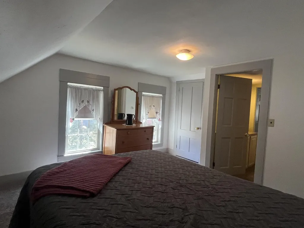 373 Main Street Sanford ME 04083