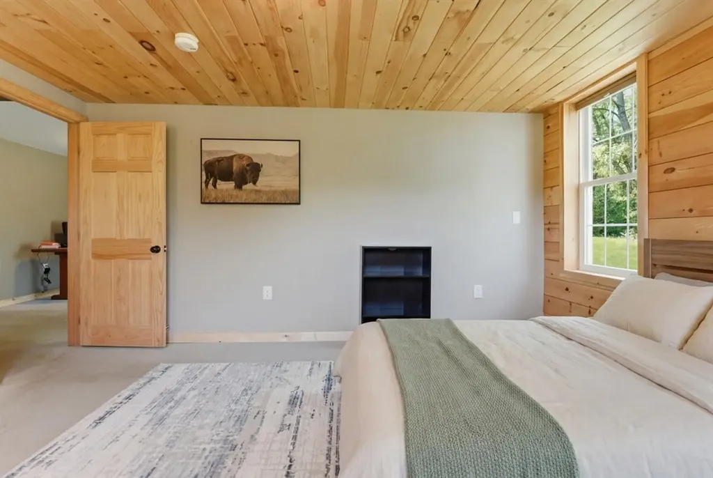 400 Indiana Road West Gardiner ME 04345