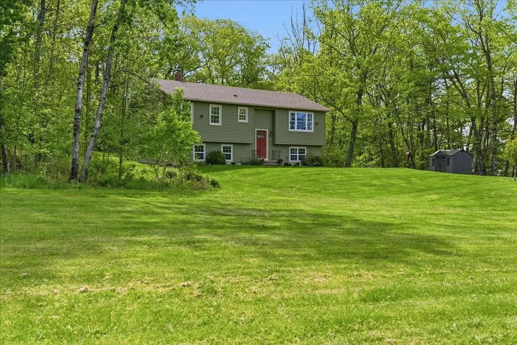 400 Indiana Road West Gardiner ME 04345