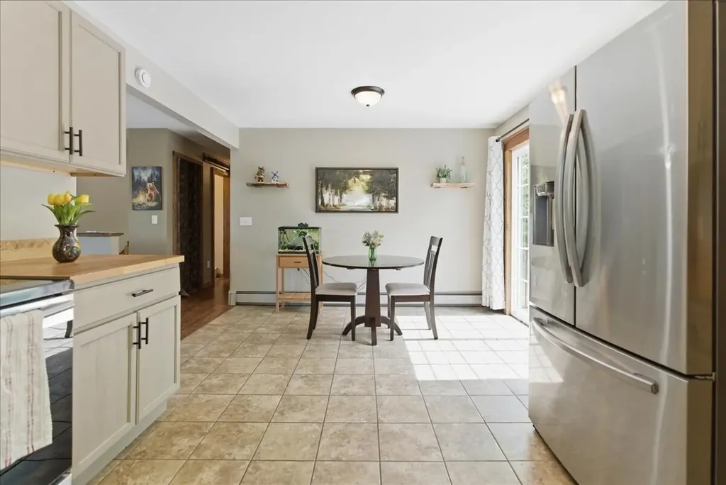 400 Indiana Road West Gardiner ME 04345