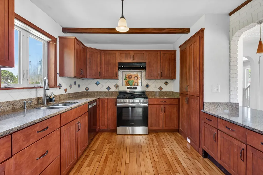 19 Cobb Avenue Portland ME 04102