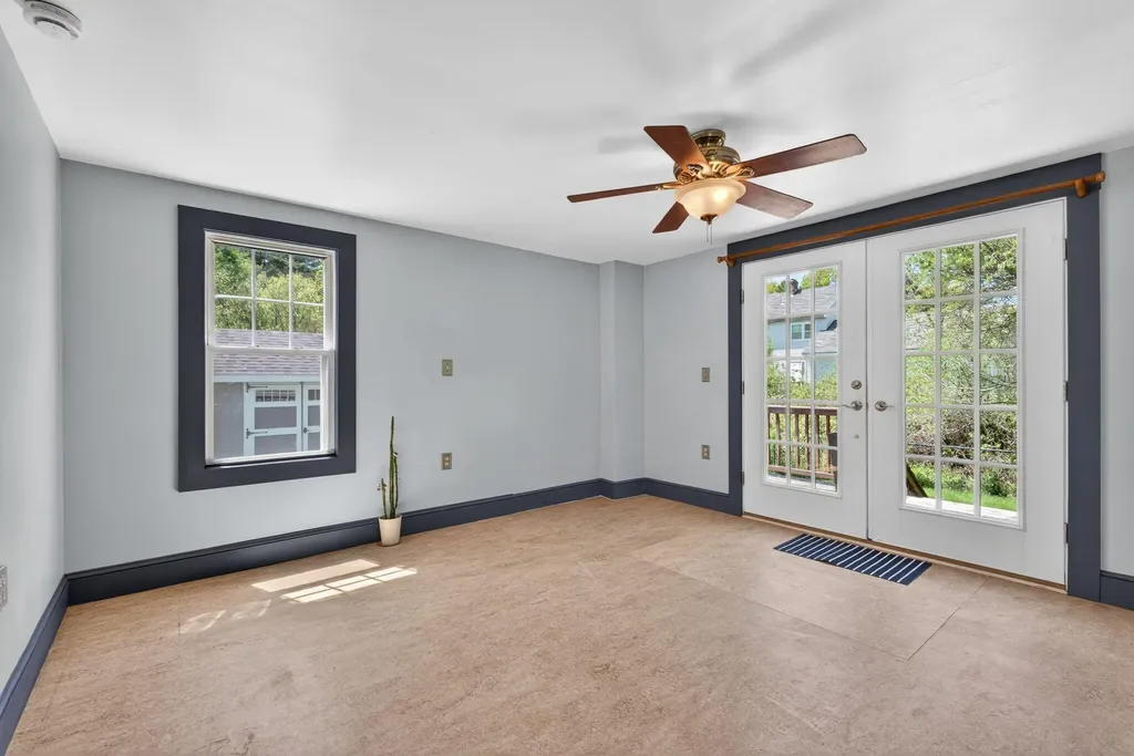 19 Cobb Avenue Portland ME 04102