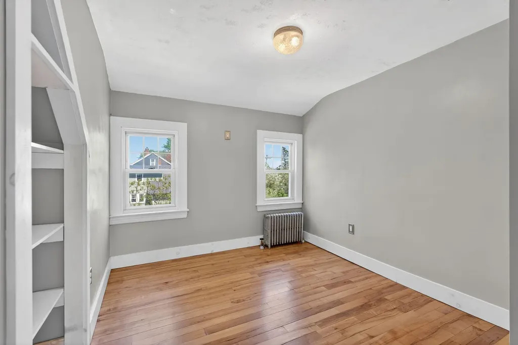 19 Cobb Avenue Portland ME 04102