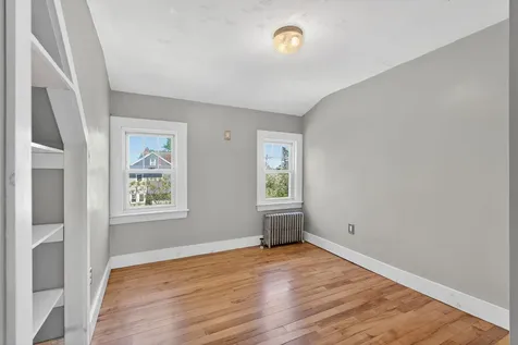 19 Cobb Avenue Portland ME 04102