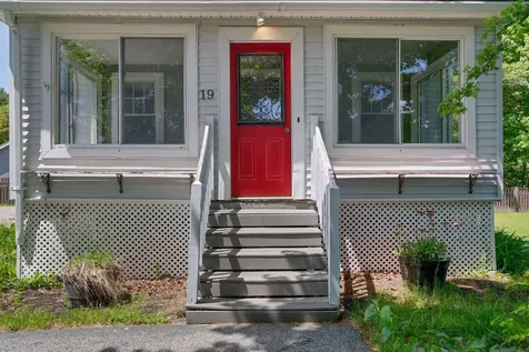 19 Cobb Avenue Portland ME 04102