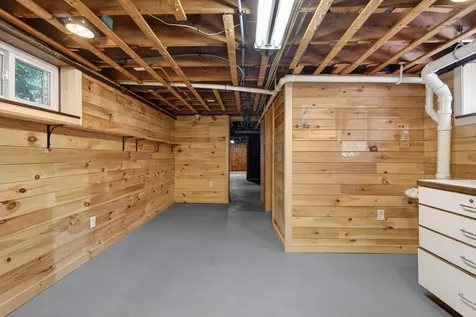 19 Cobb Avenue Portland ME 04102
