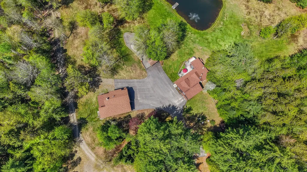 121 Hartford Lane Sangerville ME 04479