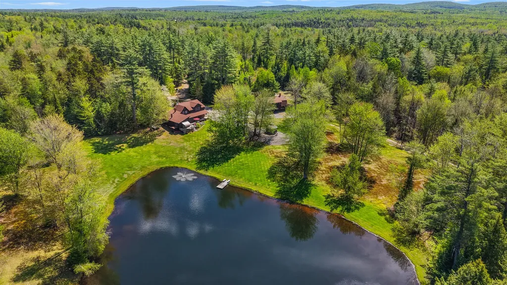 121 Hartford Lane Sangerville ME 04479