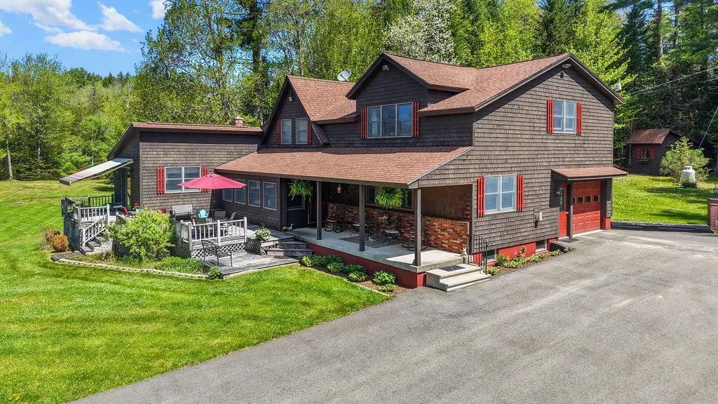 121 Hartford Lane Sangerville ME 04479