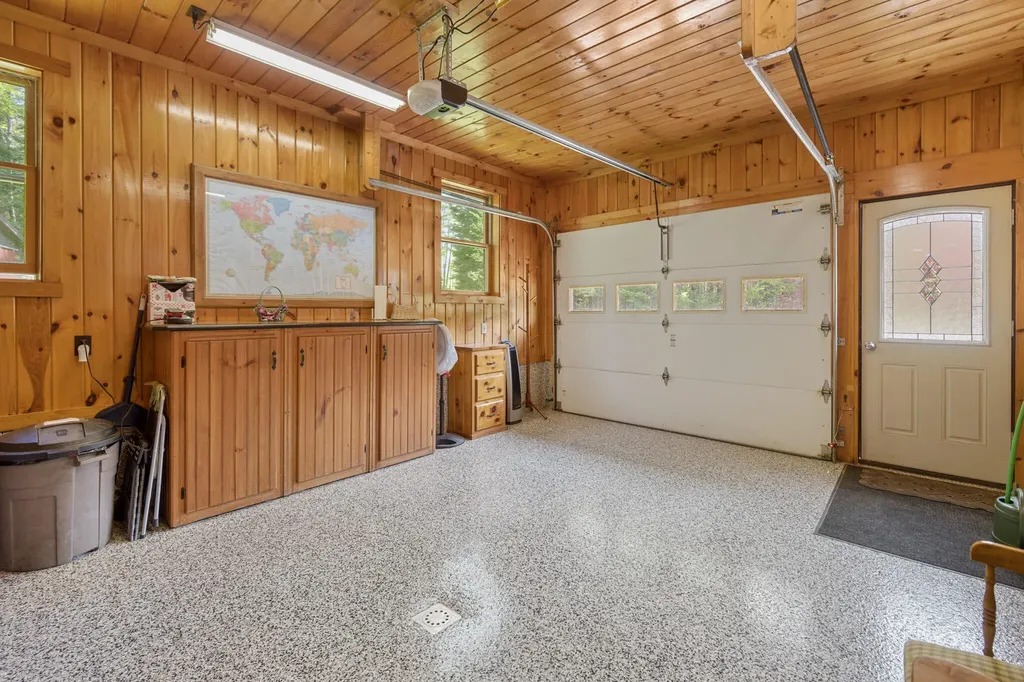 121 Hartford Lane Sangerville ME 04479