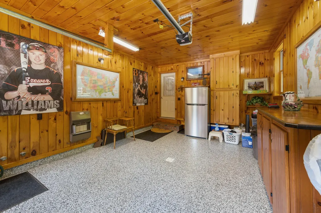 121 Hartford Lane Sangerville ME 04479
