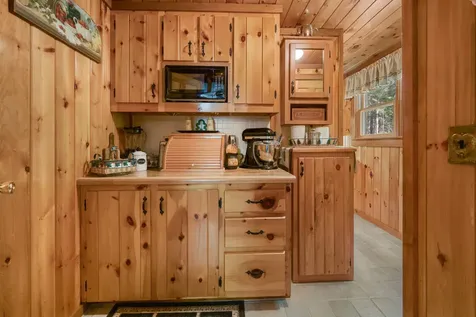 121 Hartford Lane Sangerville ME 04479