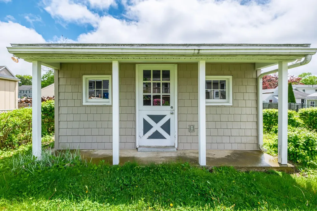 148 Summit Park Avenue Portland ME 04103