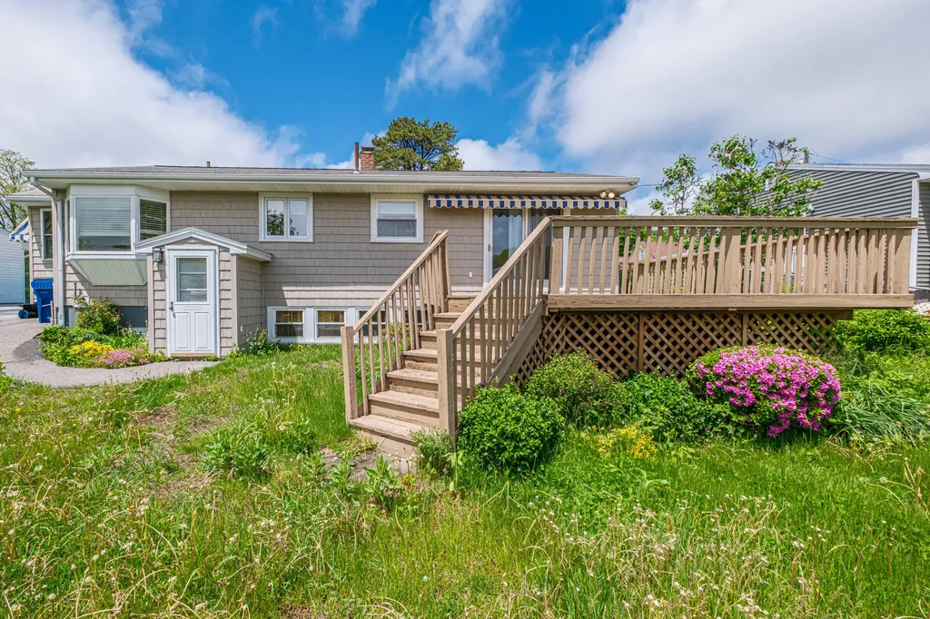 148 Summit Park Avenue Portland ME 04103