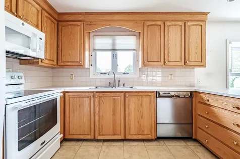 148 Summit Park Avenue Portland ME 04103
