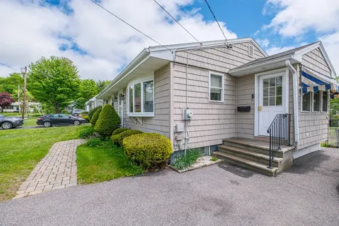 148 Summit Park Avenue Portland ME 04103