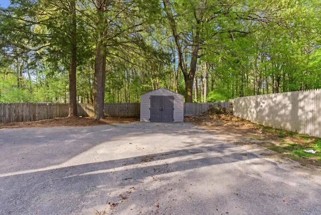 25 Forbes Lane Windham ME 04062