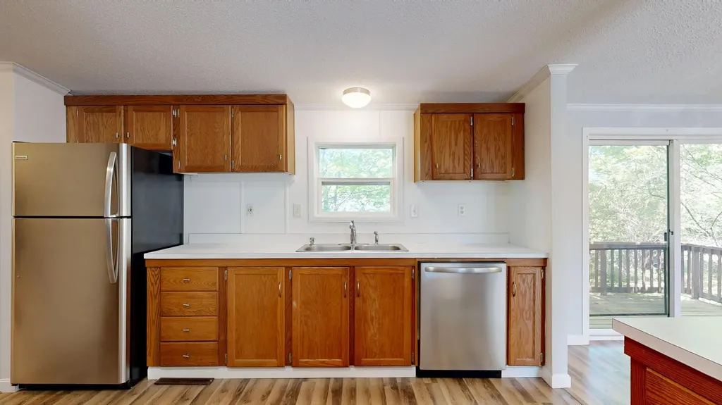 155 Town And Country Drive Norway ME 04268