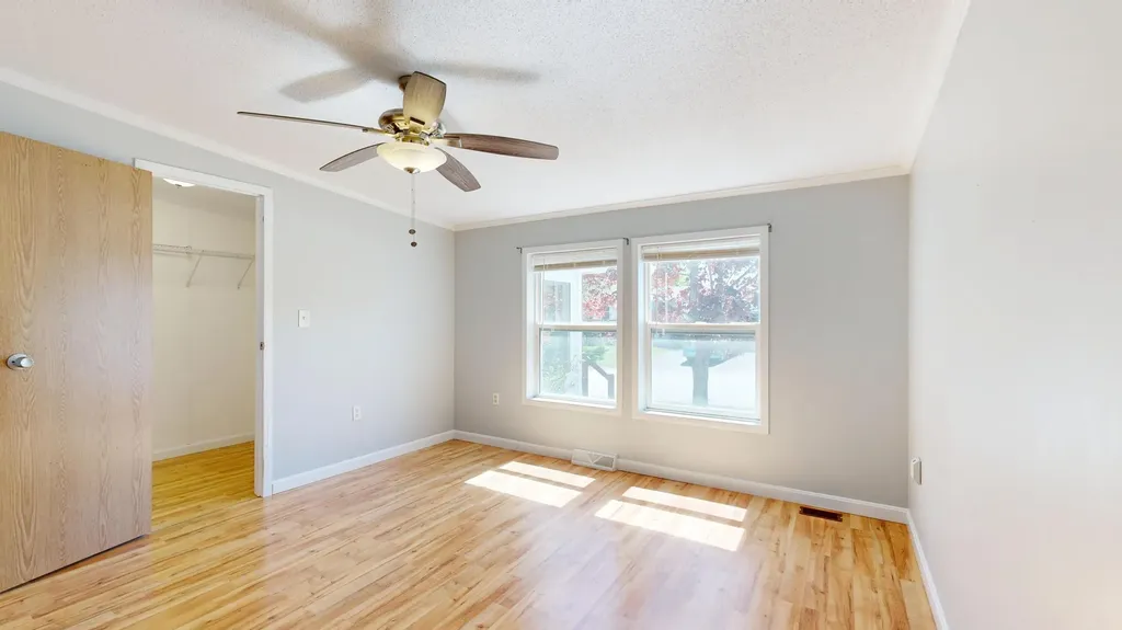 155 Town And Country Drive Norway ME 04268
