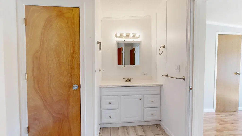 155 Town And Country Drive Norway ME 04268