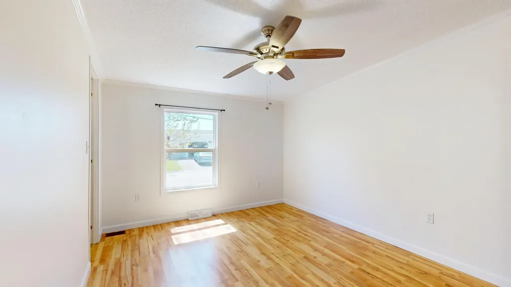 155 Town And Country Drive Norway ME 04268