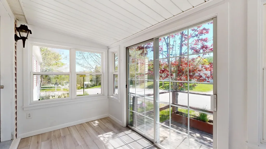 155 Town And Country Drive Norway ME 04268