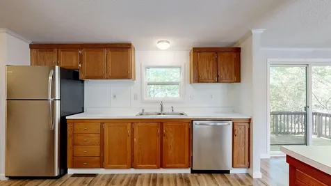 155 Town And Country Drive Norway ME 04268