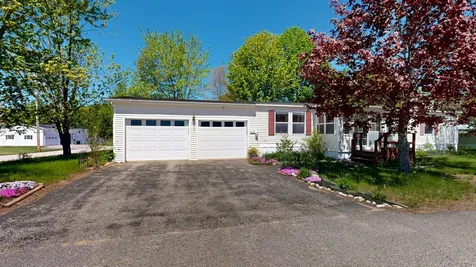 155 Town And Country Drive Norway ME 04268