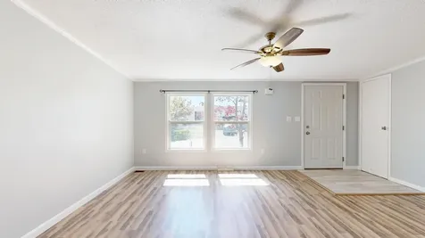 155 Town And Country Drive Norway ME 04268