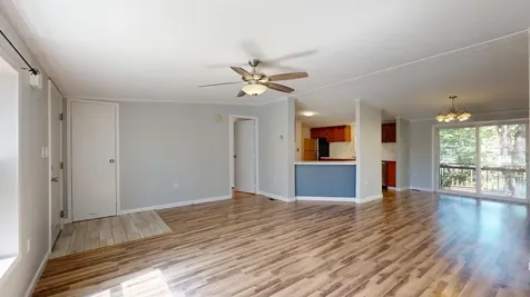 155 Town And Country Drive Norway ME 04268