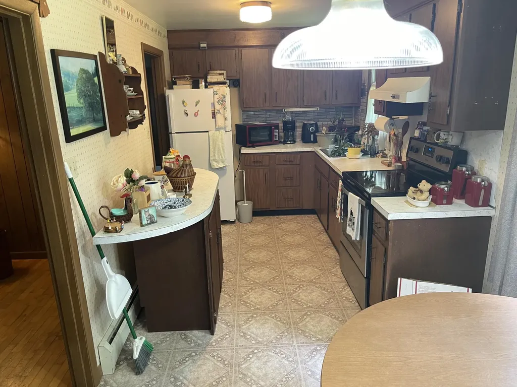 208 Talbot Avenue Rockland ME 04841