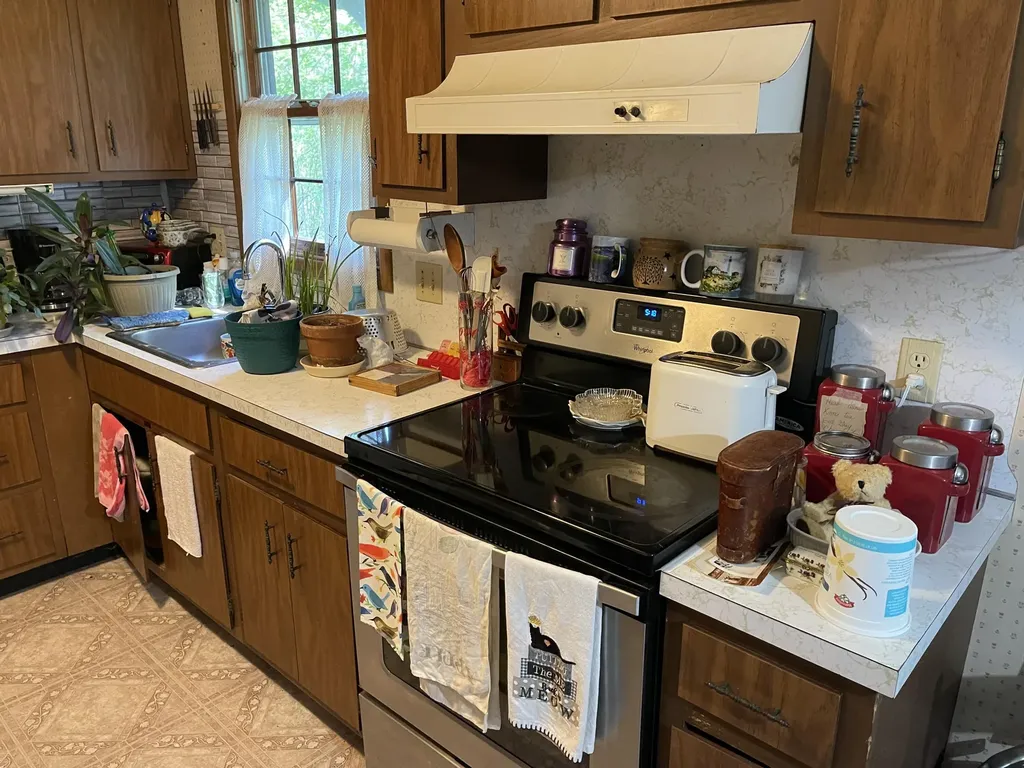 208 Talbot Avenue Rockland ME 04841