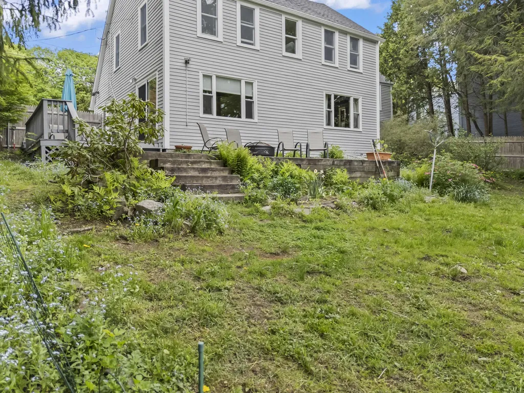 10 Summer Street Hallowell ME 04347