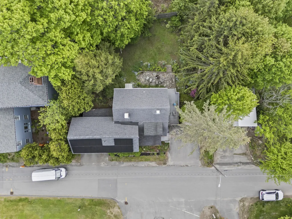 10 Summer Street Hallowell ME 04347