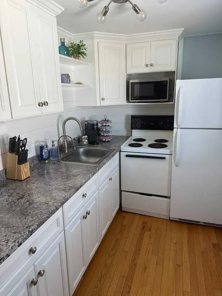 70 E Grand Avenue Old Orchard Beach ME 04064