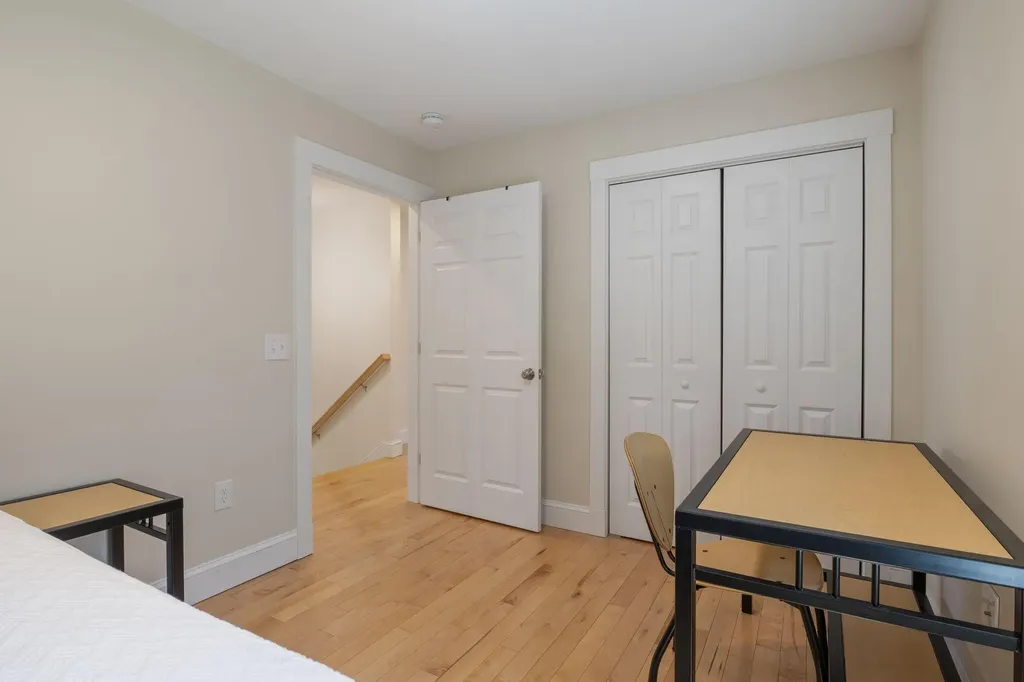 1 Hovey Lane Brunswick ME 04011