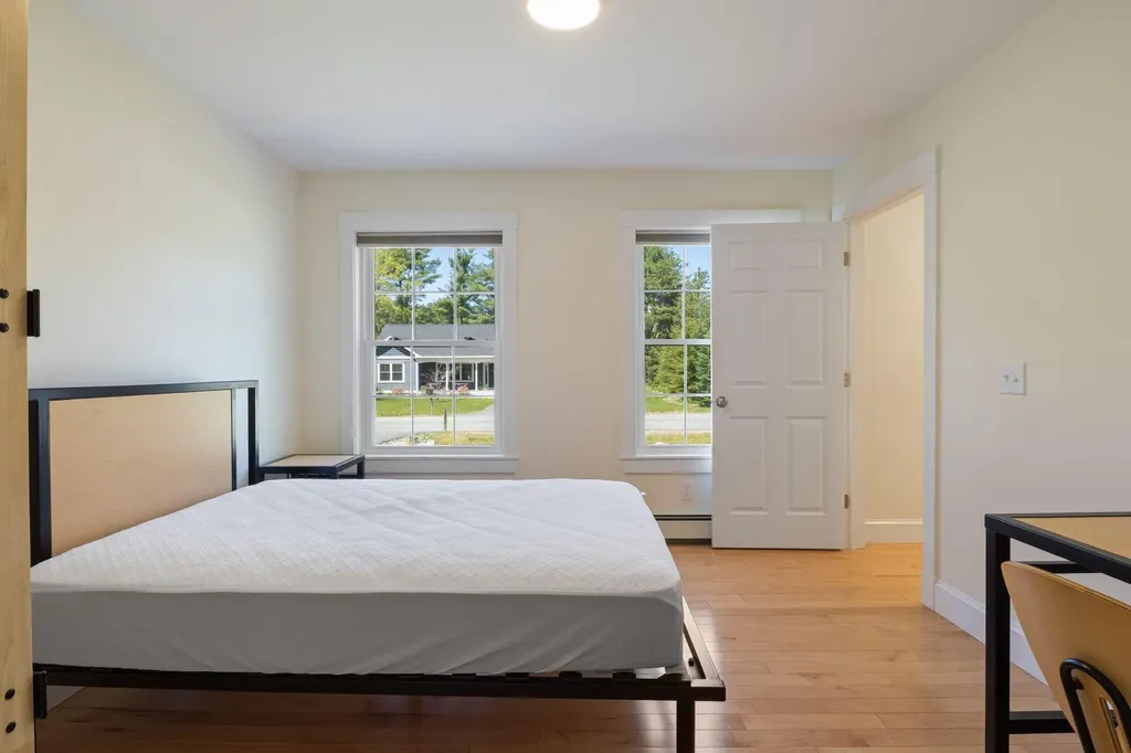 1 Hovey Lane Brunswick ME 04011