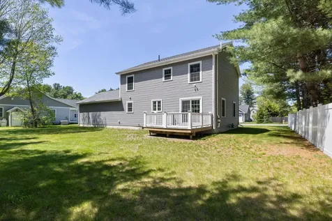 1 Hovey Lane Brunswick ME 04011