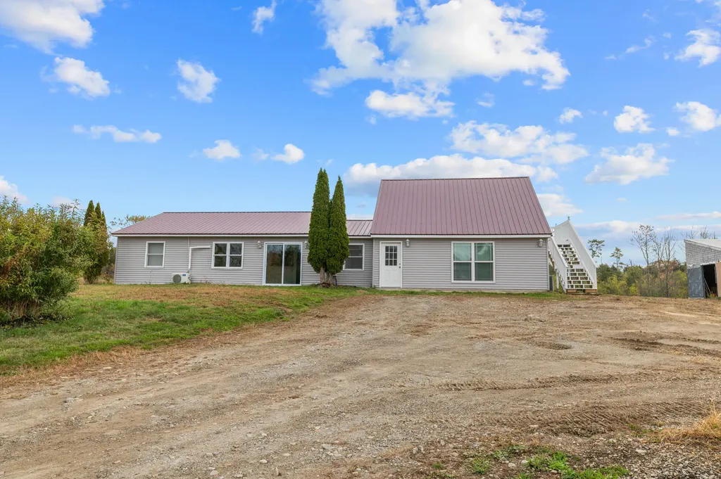 20 Irish Lane Whitefield ME 04353