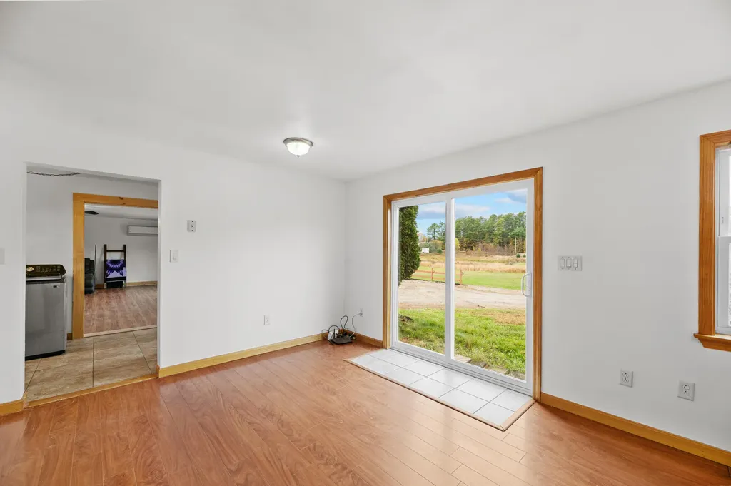 20 Irish Lane Whitefield ME 04353