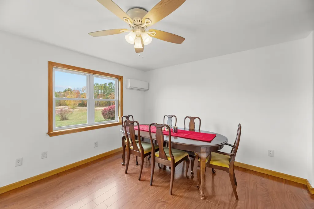 20 Irish Lane Whitefield ME 04353