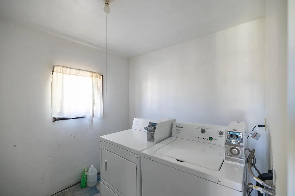 24 Sylvan Avenue Lewiston ME 04240