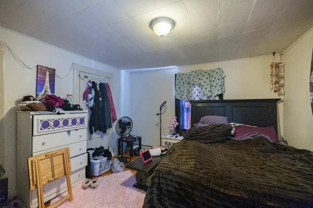 24 Sylvan Avenue Lewiston ME 04240
