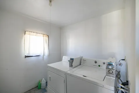 24 Sylvan Avenue Lewiston ME 04240