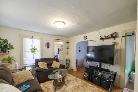 24 Sylvan Avenue Lewiston ME 04240
