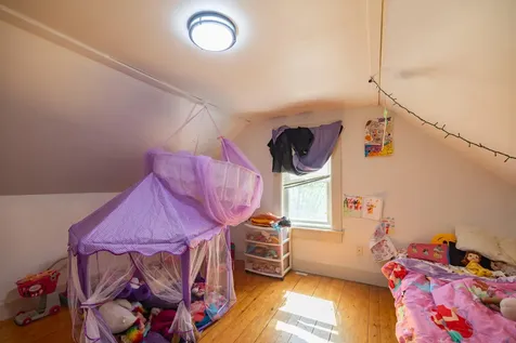 24 Sylvan Avenue Lewiston ME 04240