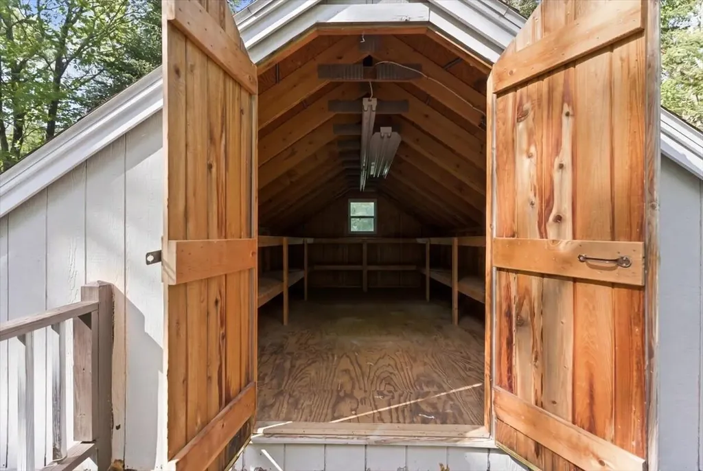 28 Country Acres Monmouth ME 04259