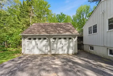 28 Country Acres Monmouth ME 04259