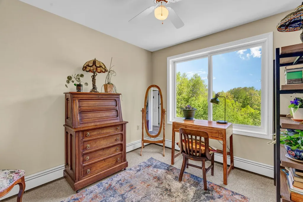 14 Vista Way Glenburn ME 04401